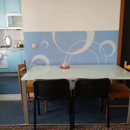 Amra Stup Lejlighed *