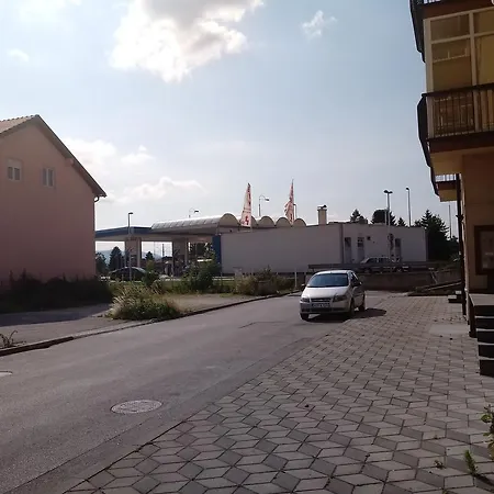 Amra Stup Lejlighed *